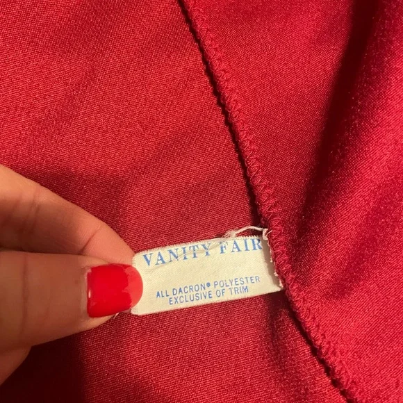 Vanity Fair vintage Berry Red & Cream Velour Robe with Piping - Picture 3 of 9